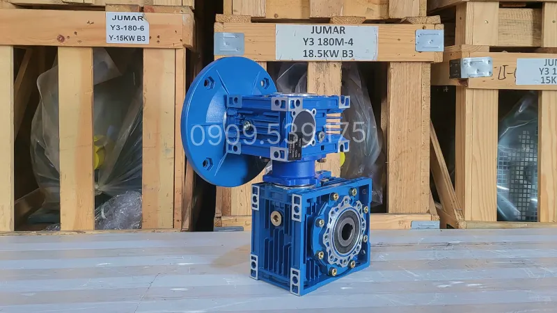 Thiết kế tổng quan hộp giảm tốc 2 cấp NMRV 40 - 75